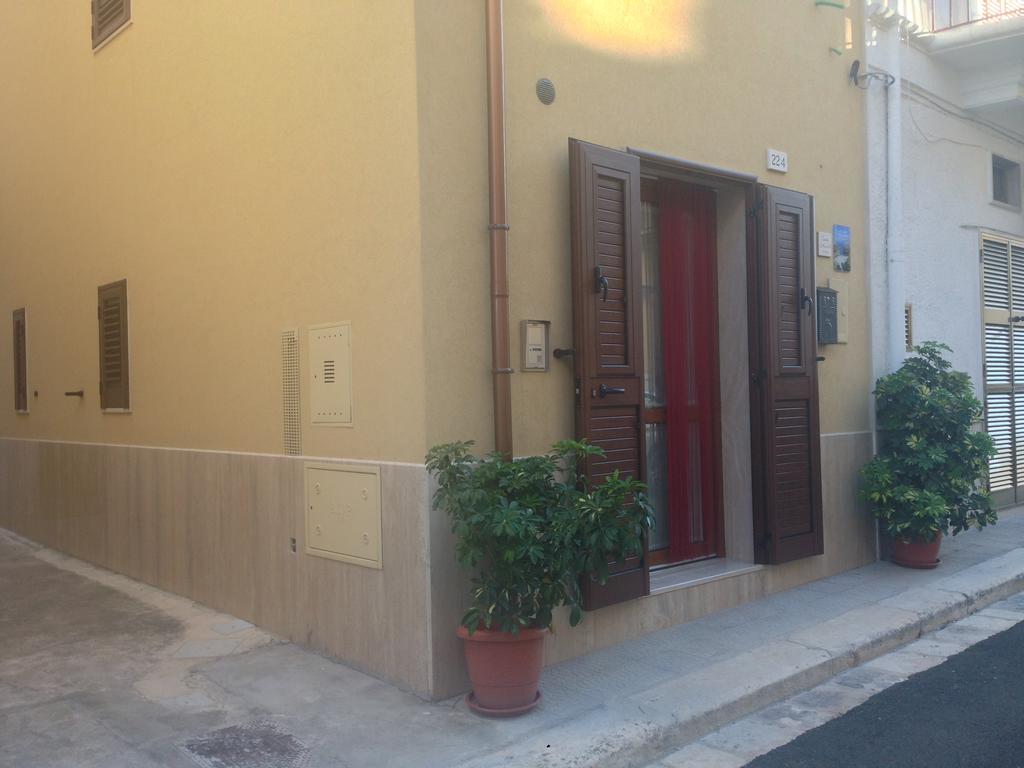 Hotel Via Roma 224 Polignano a Mare Exterior foto